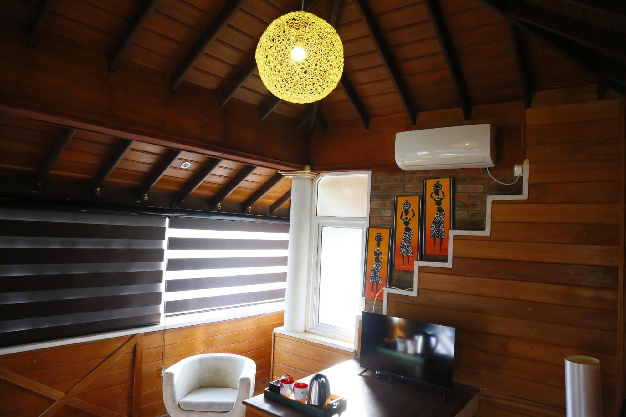 Crown Hills Kandy Inn Esterno foto